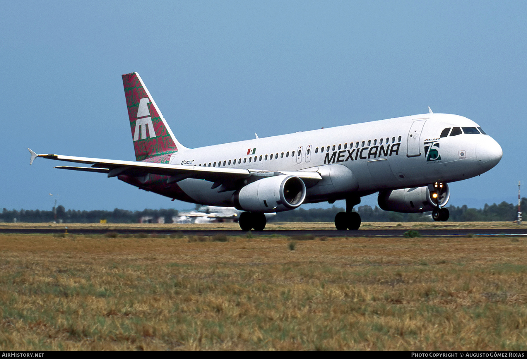 Aircraft Photo of F-OHME | Airbus A320-231 | Mexicana | AirHistory.net #885293