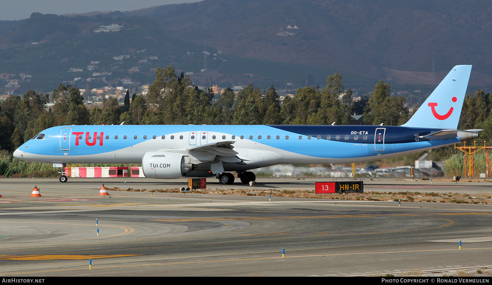 Aircraft Photo of OO-ETA | Embraer 195-E2 (ERJ-190-400) | TUI | AirHistory.net #885489