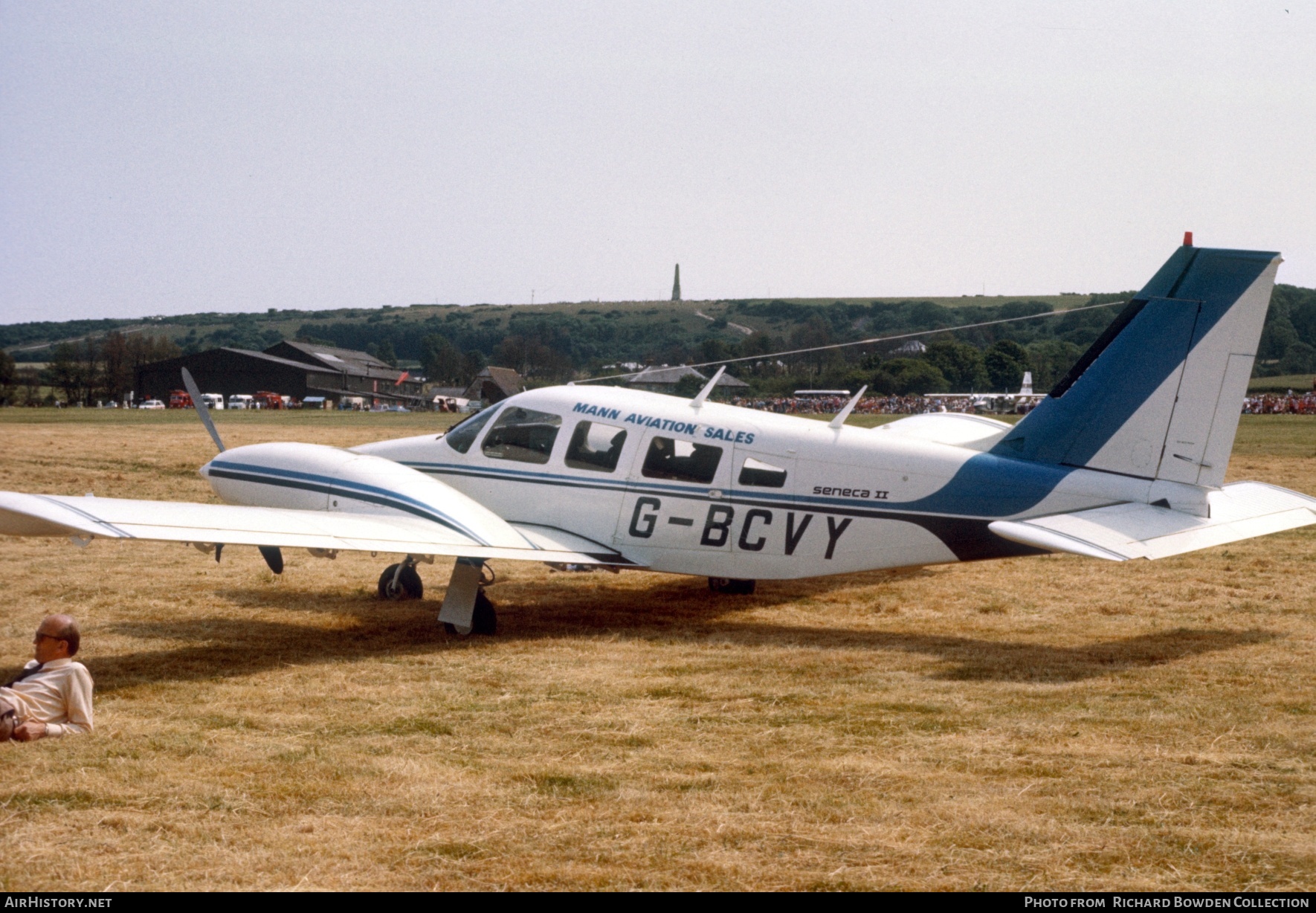 Aircraft Photo of G-BCVY | Piper PA-34-200T Seneca II | Mann Aviation | AirHistory.net #885579
