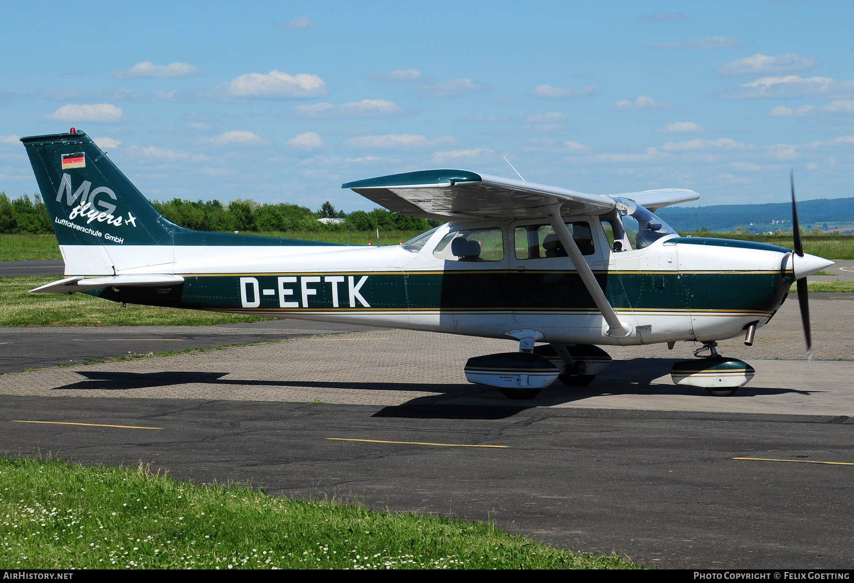 Aircraft Photo of D-EFTK | Reims F172M Skyhawk | MG Flyers Luftfahrerschule | AirHistory.net #886220